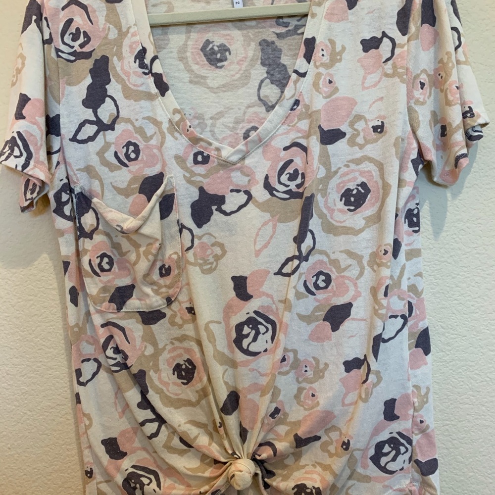 Z Supply floral tee shirt